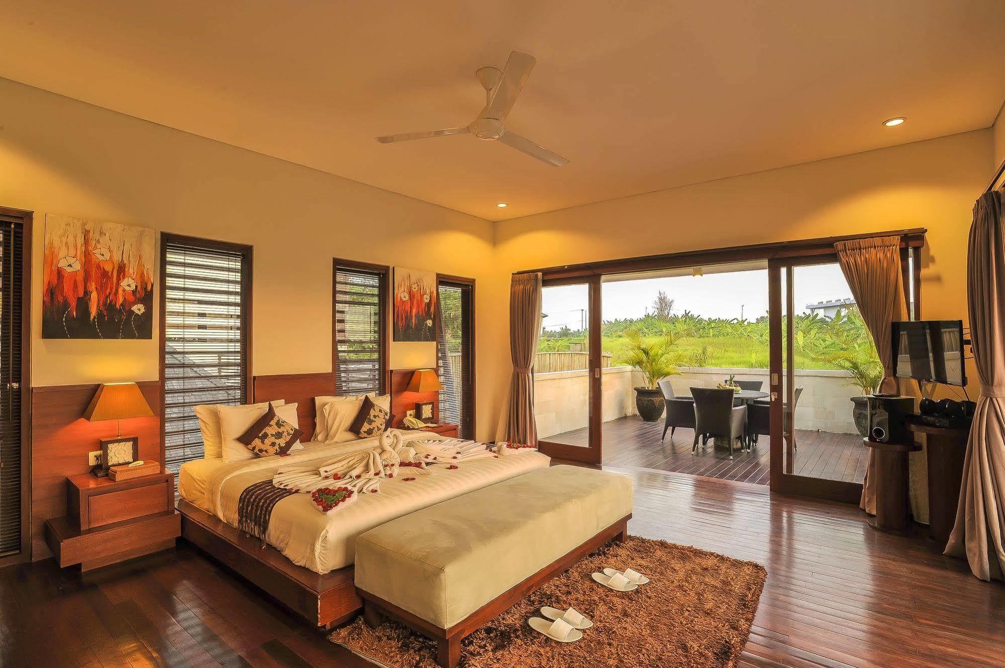 Aksata Villas Canggu Esterno foto