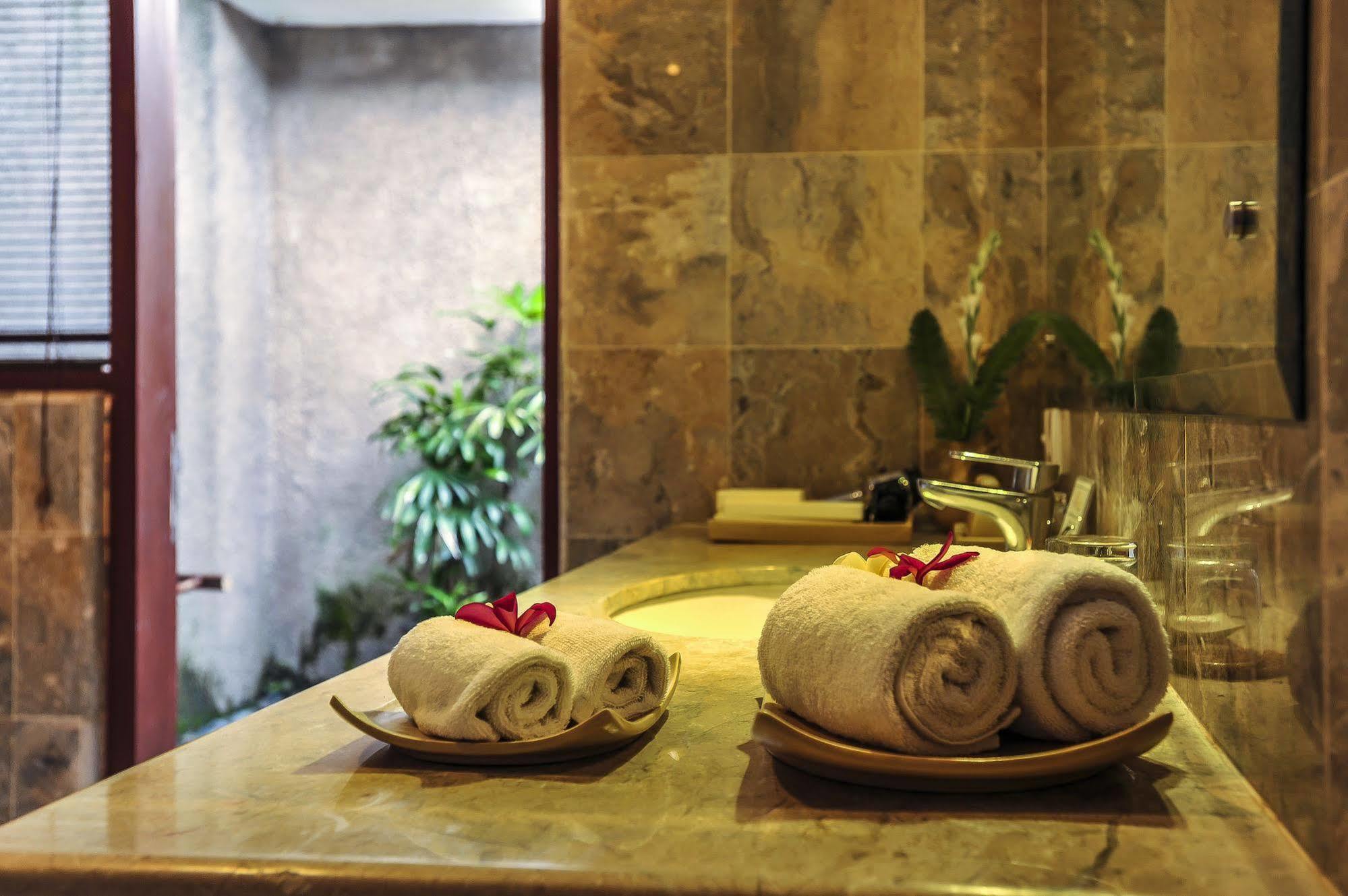 Aksata Villas Canggu Esterno foto
